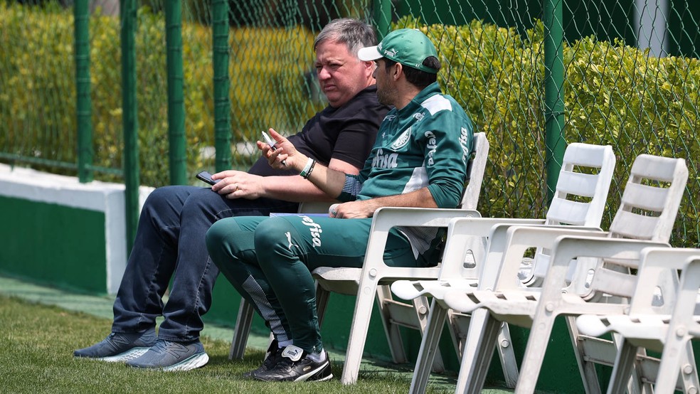 Anderson Barros e Abel Ferreira na Academia do Palmeiras.