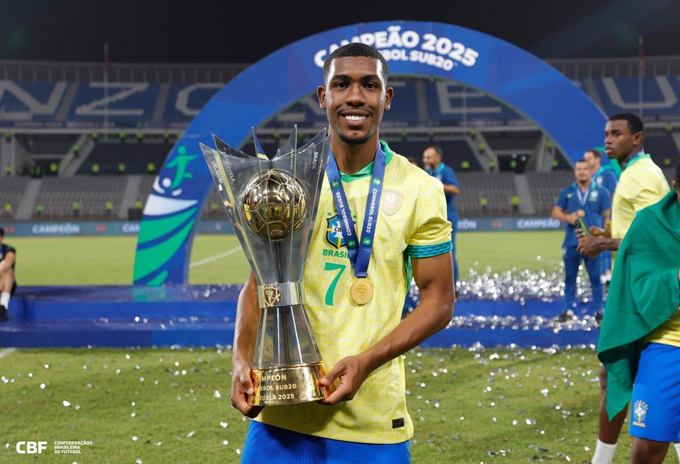 Rayan foi campe&atilde;o do Sul-Americano sub-20 com a sele&ccedil;&atilde;o brasileira &mdash; Foto: Rafael Ribeiro | CBF