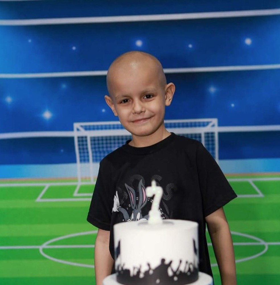Festa de sete anos de Rafael foi com decoração de futebol — Foto: Arquivo Pessoal