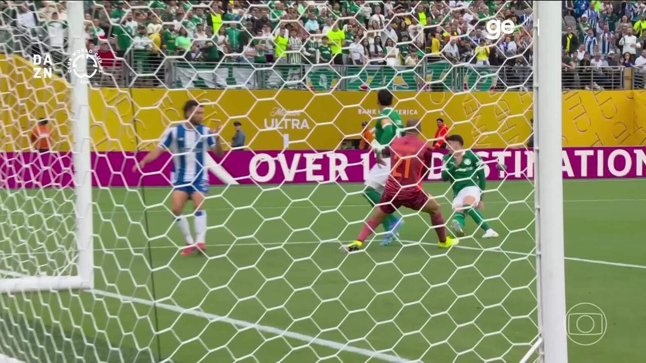Palmeiras demonstra superioridade em confronto contra o Porto: 