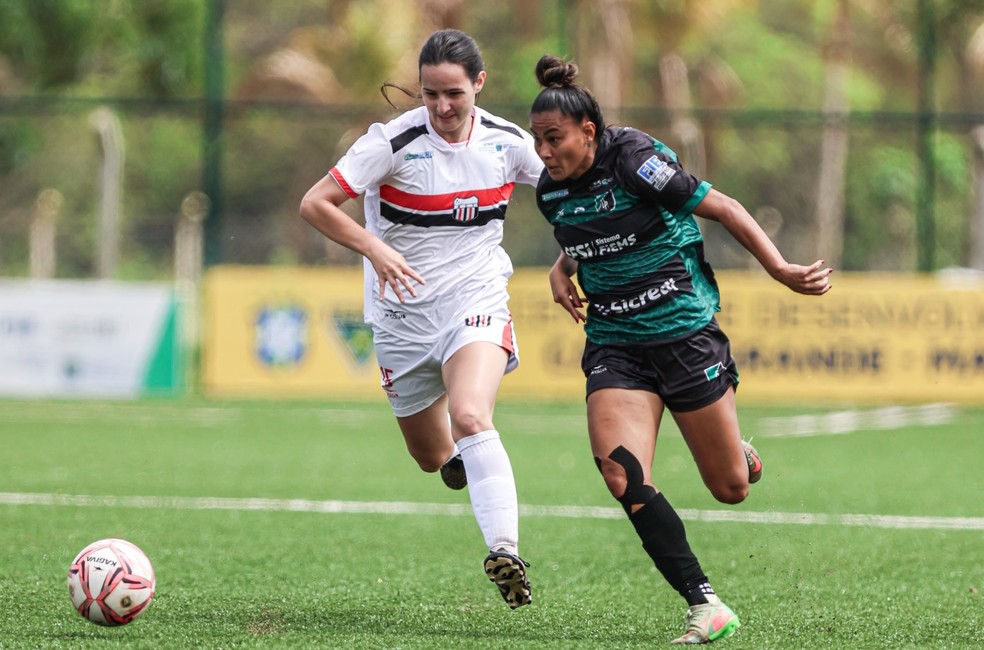 Pantanal campeão do Sul-Mato-Grossense Feminino contra Taveirópolis — Foto: Rodrigo Moreira/@rmp.fotografia