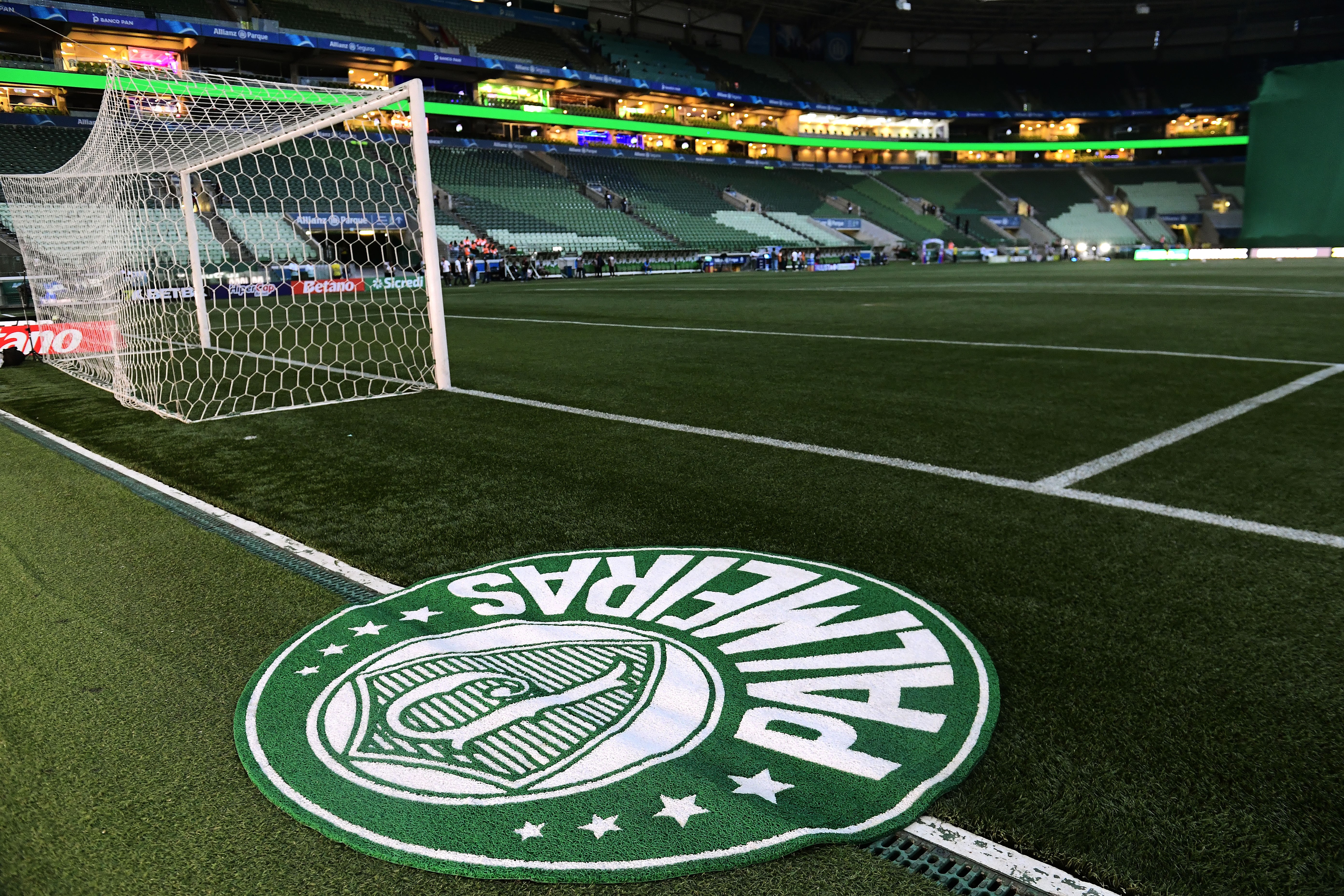 Palmeiras x São Paulo: onde assistir ao vivo, horário e escalações