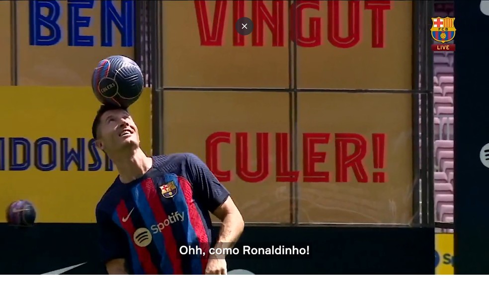 Raphinha é apresentado no Barcelona e fala sobre Ronaldinho Gaúcho