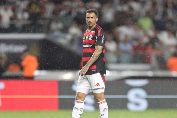FALA, CRAQUE! Danilo demonstra felicidade após começar como titular pelo Flamengo