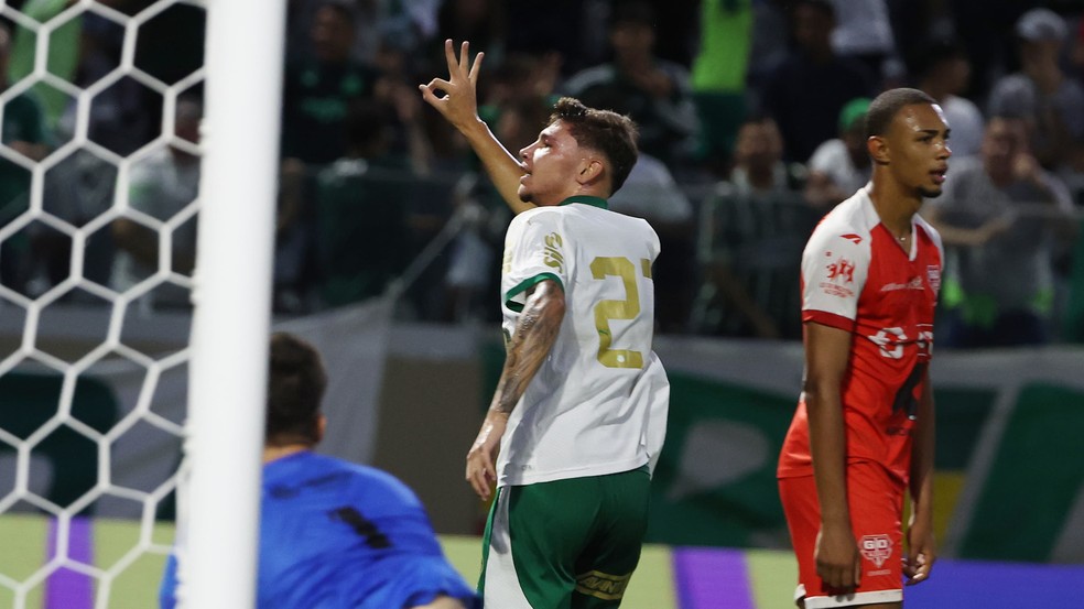 Erick Belé comemora gol do Palmeiras contra o Audax, pela Copinha — Foto: Fabio Menotti/ Palmeiras
