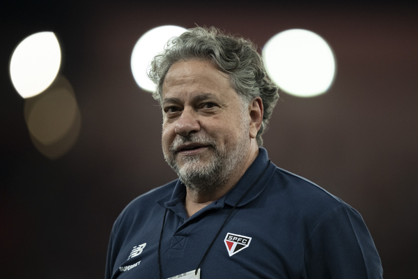 Conselho do São Paulo marca votação secreta para banir Julio Casares