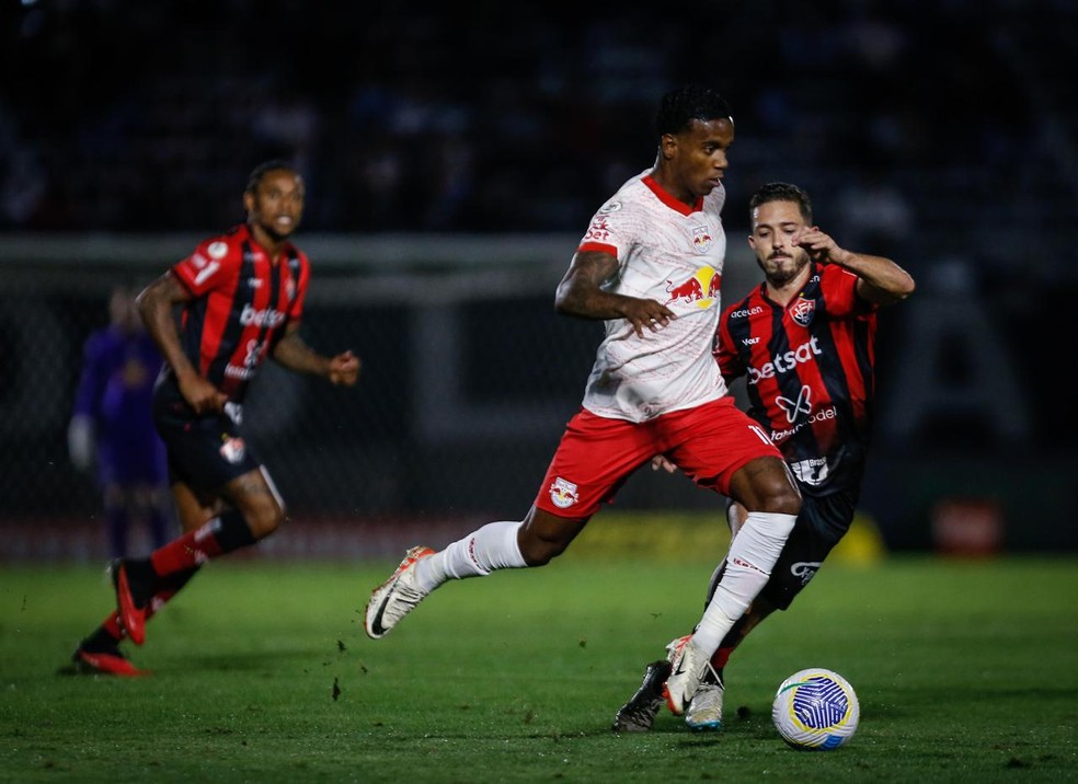 Bragantino e Vitória duelam no sábado, em Salvador  — Foto: Ari Ferreira/Red Bull Bragantino