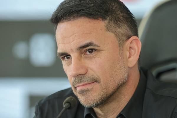 Augusto Melo põe Rodrigo Caetano como plano A do Corinthians e também quer analista de mercado