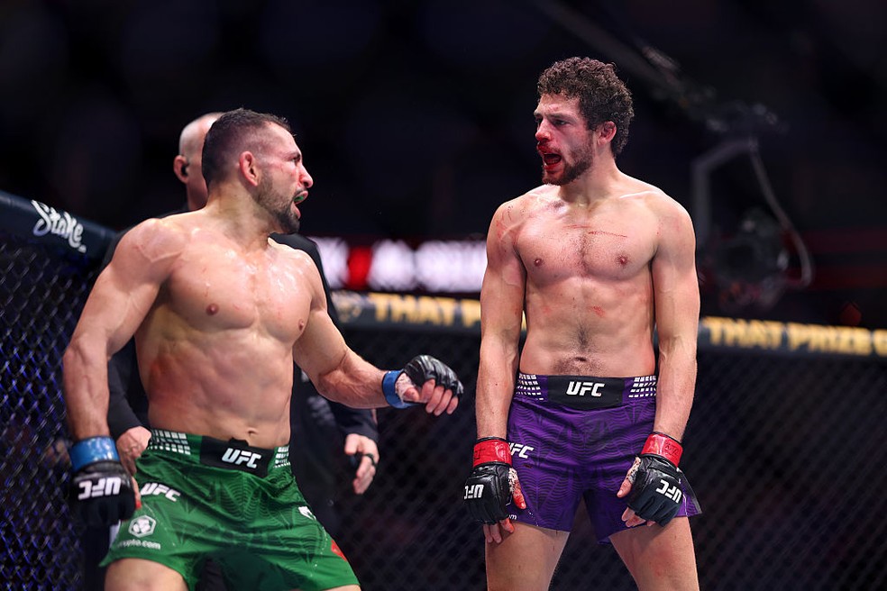 Abdul-Kareem Al-Selwady venceu Shem Rock por decisão unânime — Foto: Jasper Wax/Getty Images