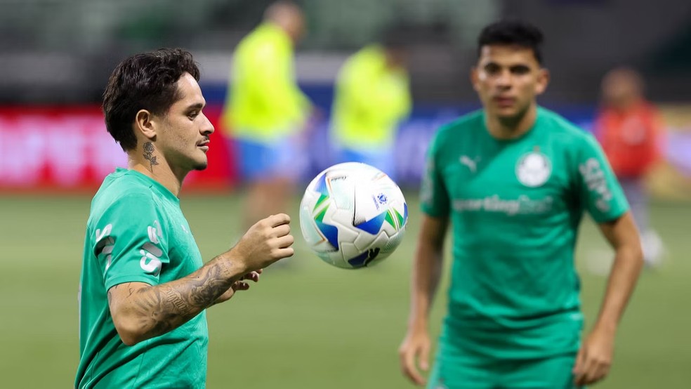 Khellven e Bruno Rodrigues em treino do Palmeiras — Foto: Cesar Greco/Palmeiras