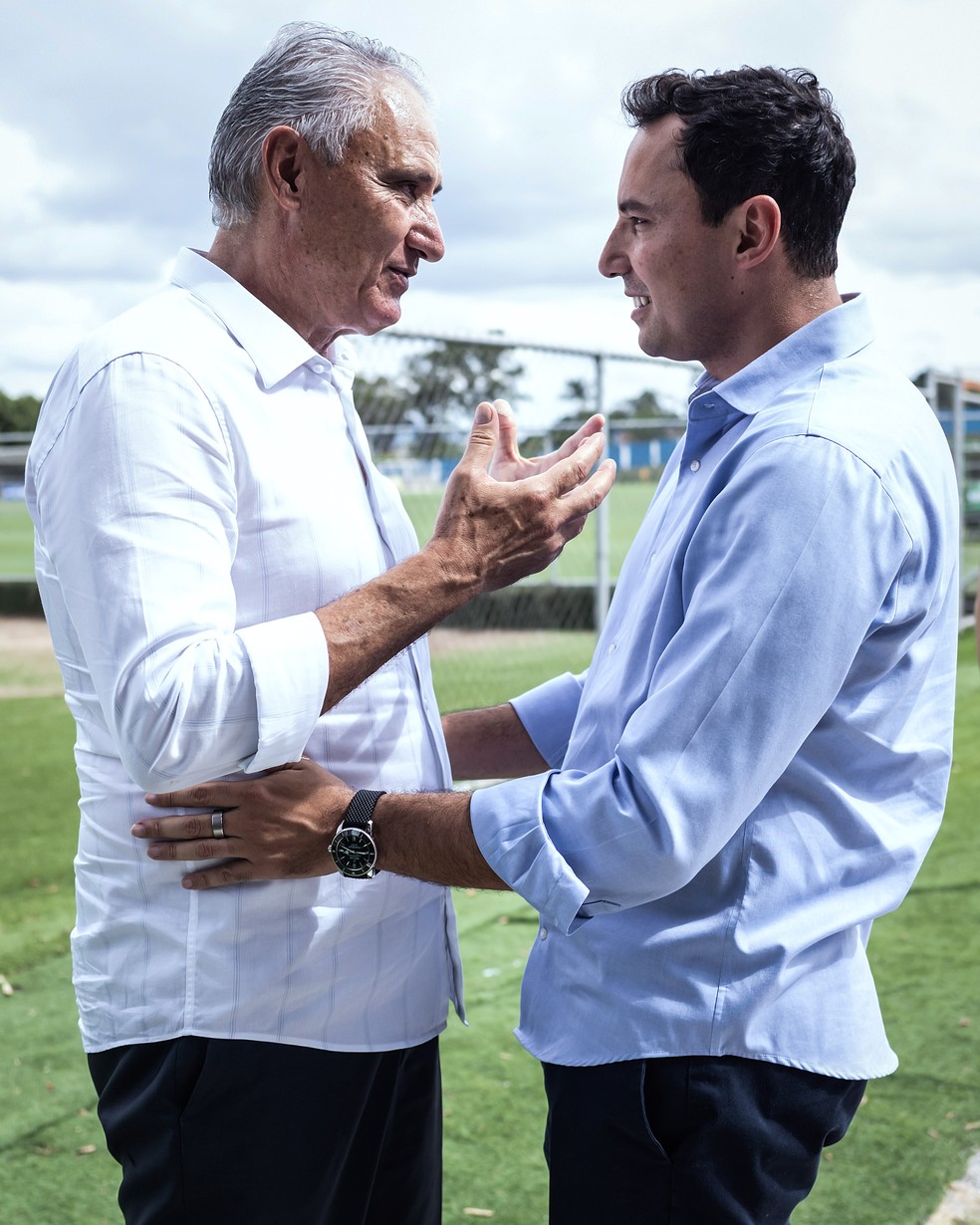Tite e Pedro Junio; Cruzeiro — Foto: Gustavo Aleixo / Cruzeiro