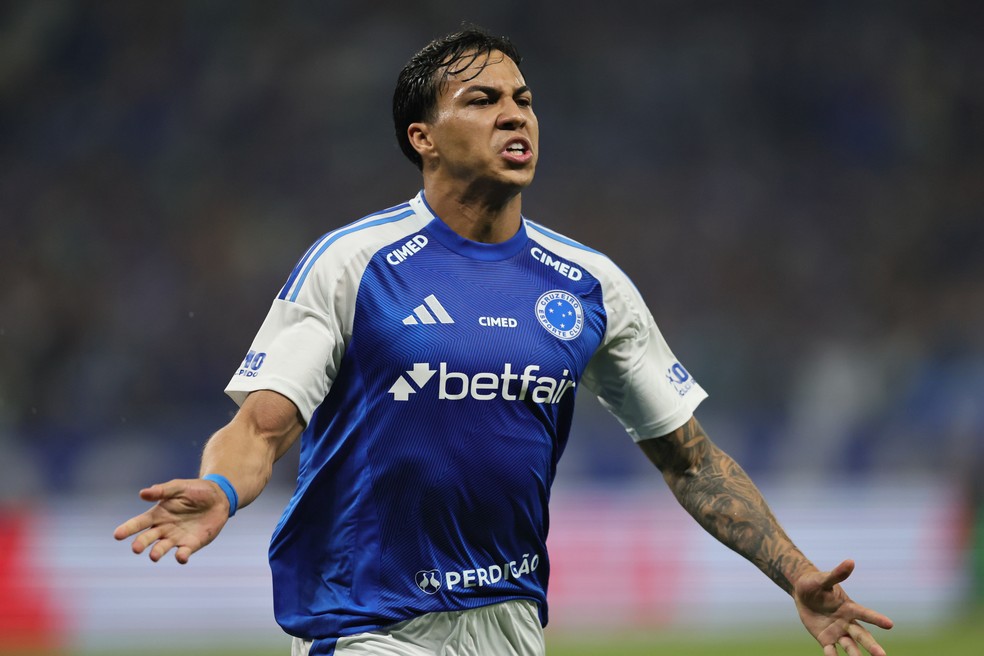 Rival desfalcado? Artilheiro do Brasileirão pode estar fora de decisão contra o Corinthians