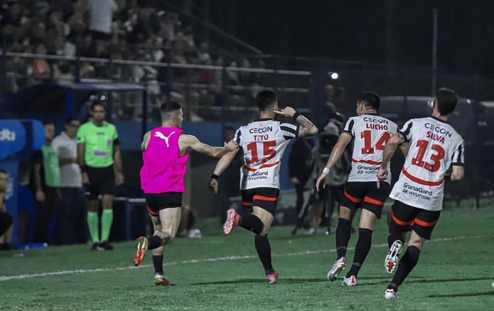 Libertad vence o Tacuary antes de enfrentar o Cruzeiro — Foto: Divulgação/Libertad