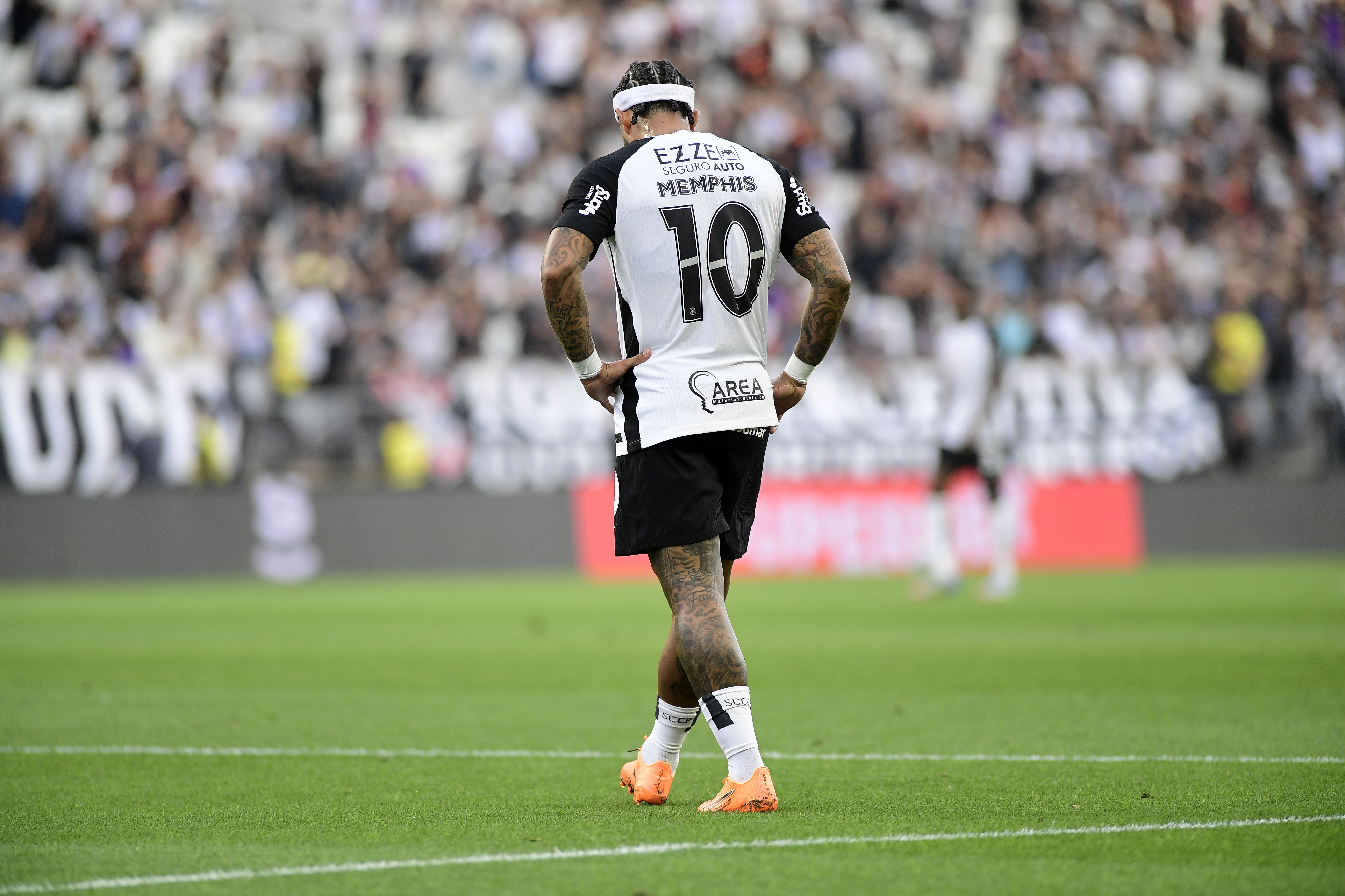 Corinthians enfrenta mediocridade no Brasileirão, e a conta pode chegar alta aos cofres do clube