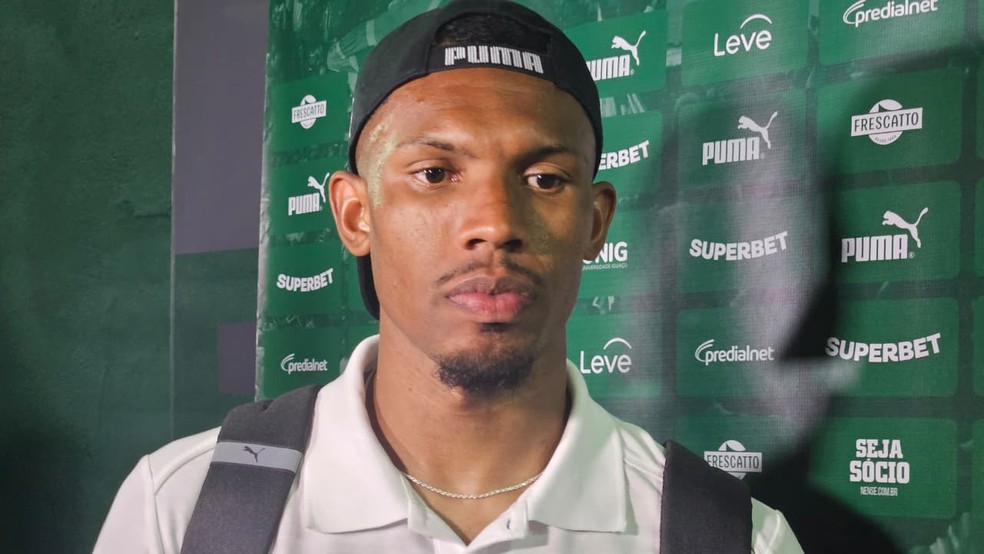 Lelê vê oportunidade de ouro para reconquistar vaga no ataque tricolor