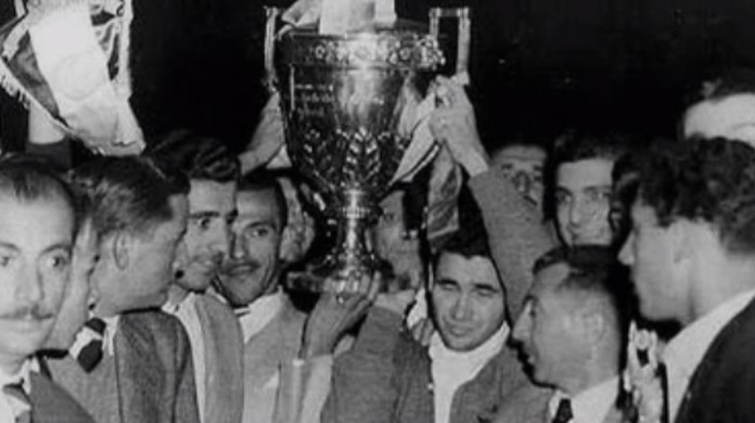 Campeão mundial de 1951 Tuo A Copa Rio de 1951, também conhecida