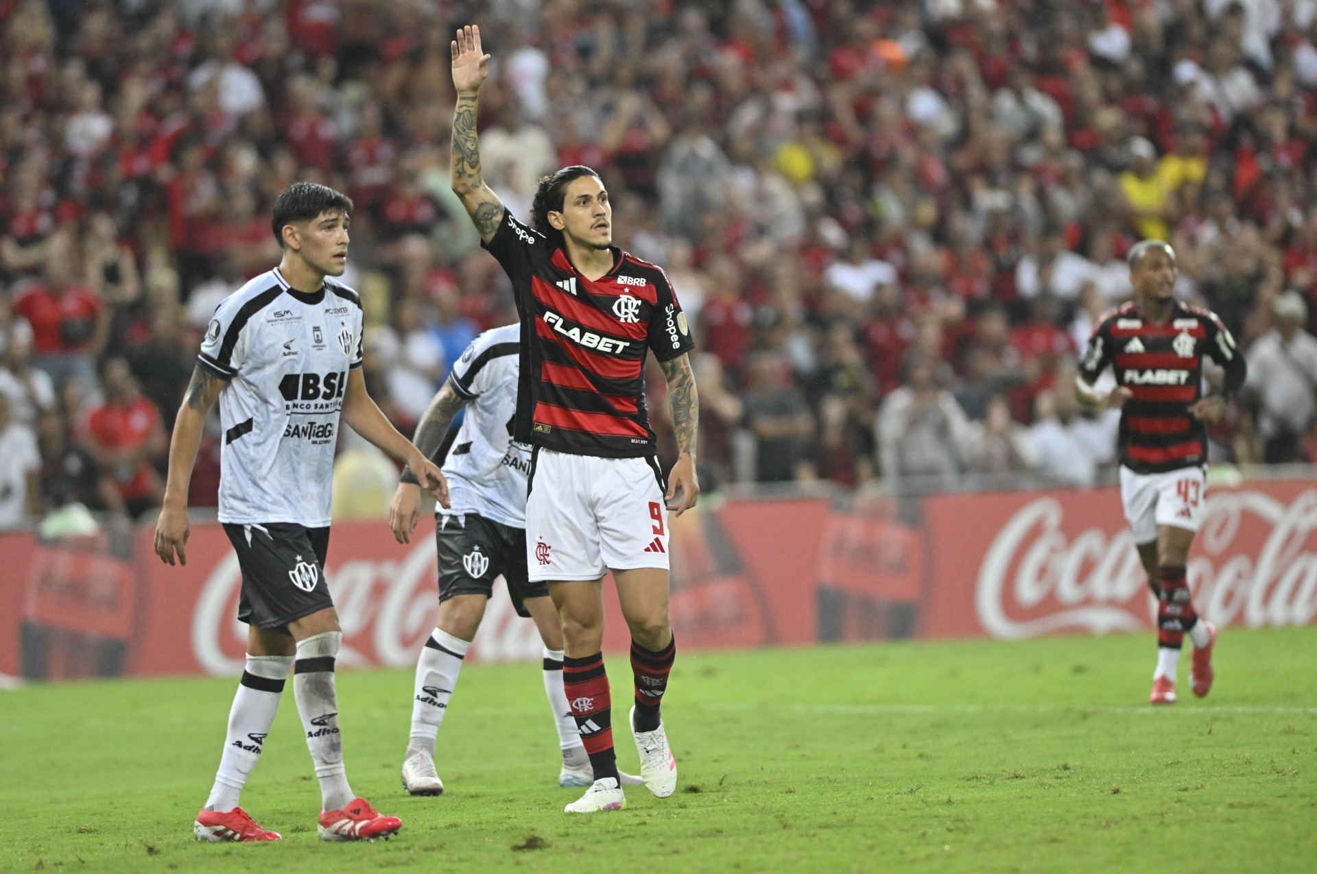 O retorno tão esperado: volta de Pedro ao Flamengo: da preparação ao primeiro toque na bola