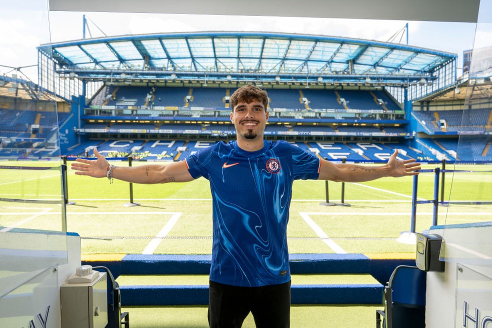 Chelsea anuncia contratação de Pedro Neto e faz apresentação em Stamford Bridge — Foto: Getty Images