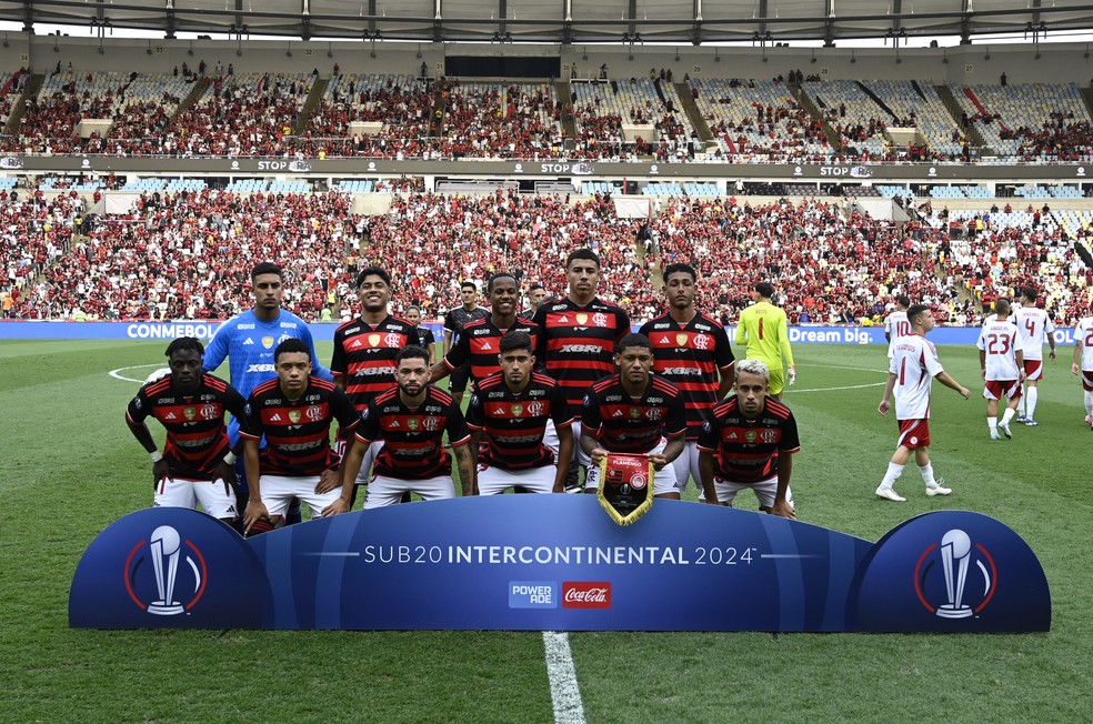 Flamengo x Olympiacos pelo Mundial Sub-20 — Foto: André Durão / ge