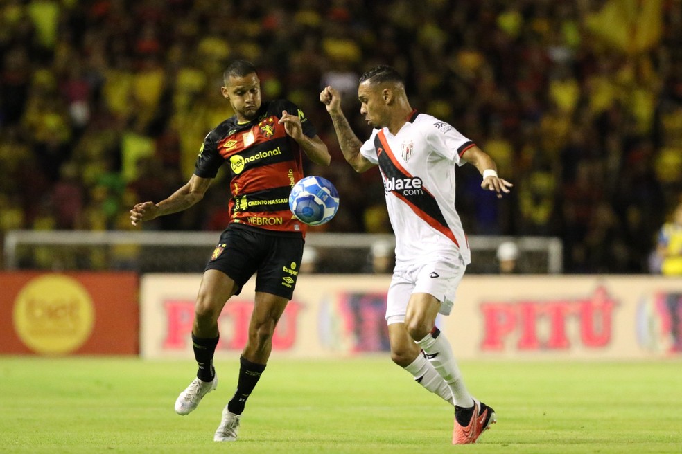 Sport goleia Londrina e sobe para a vice-liderança da Série B