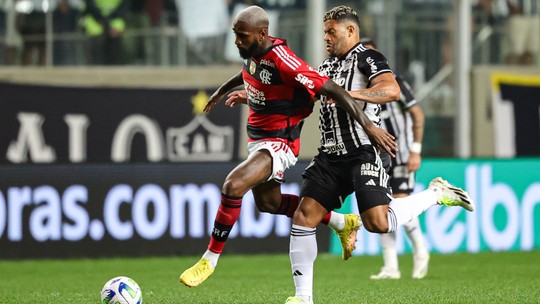 Flamengo e Atlético-MG fazem duelo de quem sonha com título; veja prováveis escalações - Foto: (Gilson Lobo/AGIF)