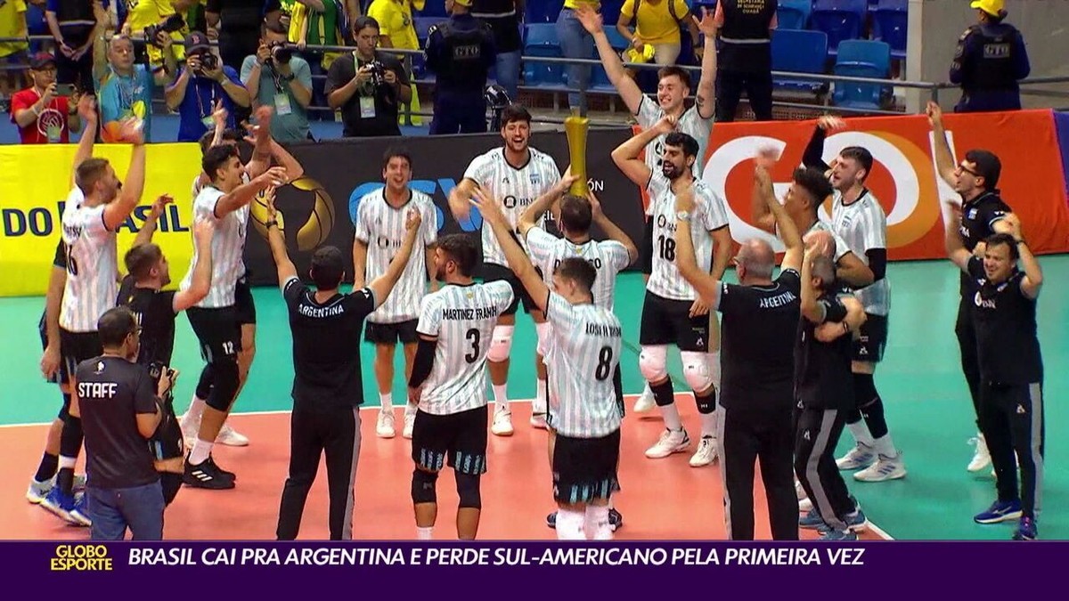 Pan: invicto, Brasil bate Cuba e vai às semifinais do vôlei masculino -  Folha PE