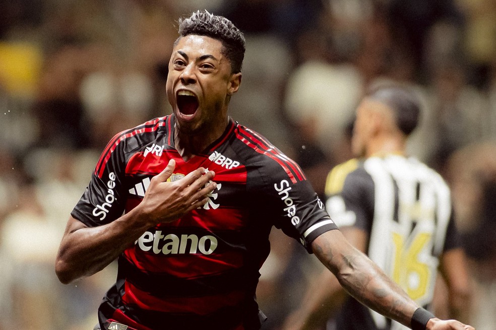 Bruno Henrique comemora gol em Atltico-MG 1 x 1 Flamengo, no Brasileiro 2025  Foto: Adriano Fontes/Flamengo
