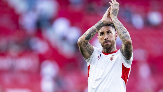 Sergio Ramos deixa o Sevilla e fica livre no mercado