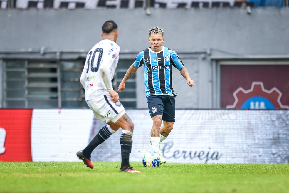 Soteldo teve destaque na classificação do Grêmio na Copa do Brasil — Foto: LUCAS UEBEL/GREMIO FBPA