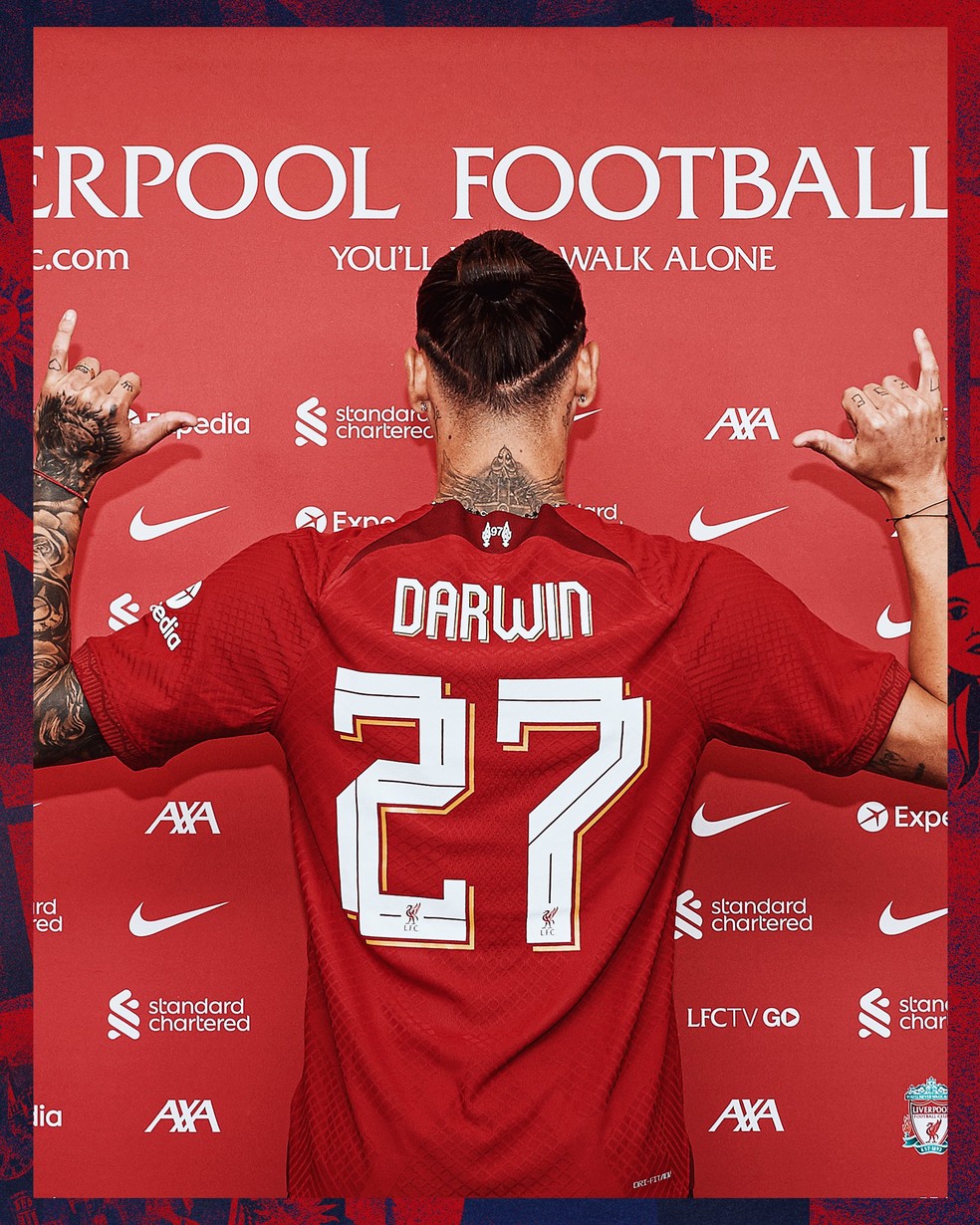 Liverpool confirma oficialmente a contratação do novo camisa 10