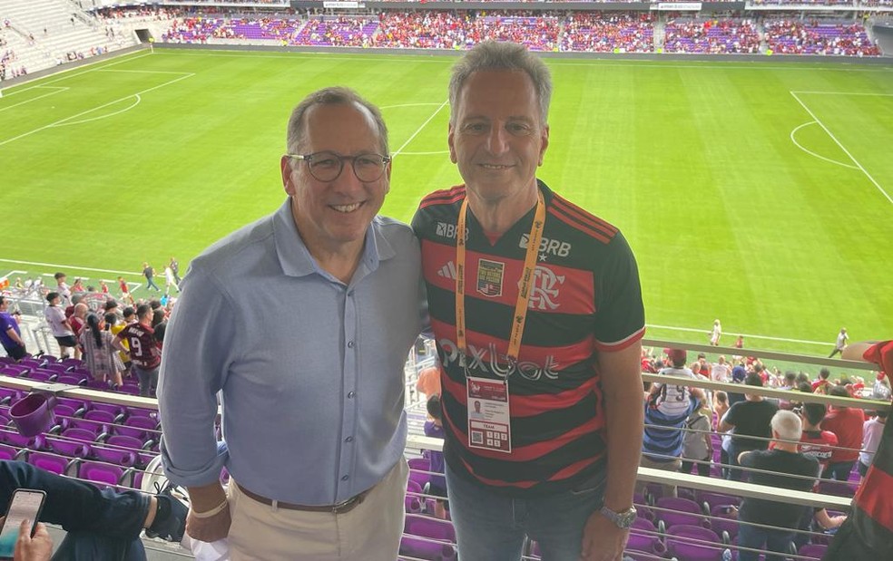Textor e Landim viram juntos amistoso do Flamengo na pré-temporada nos EUA — Foto: ge