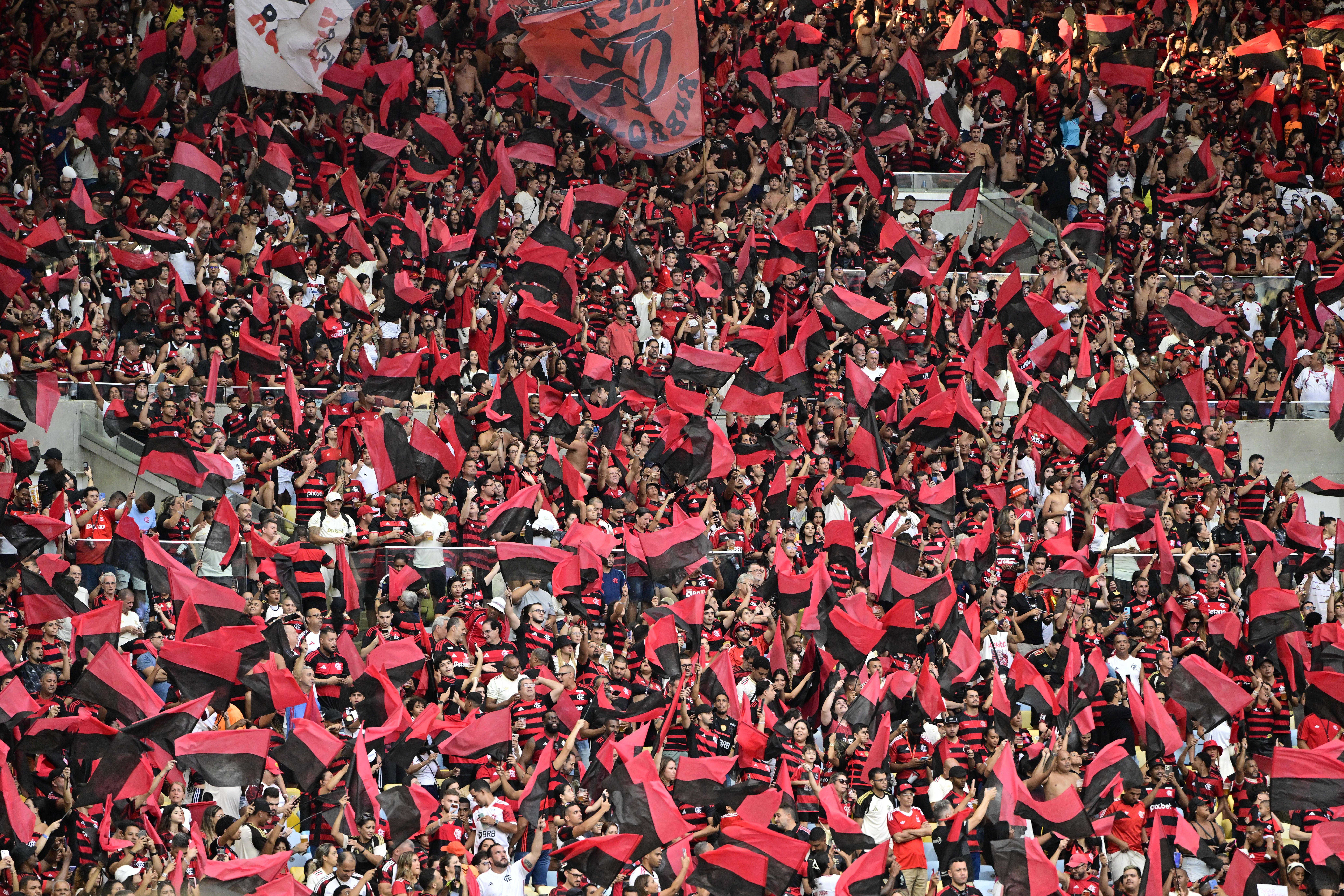 Choque de Realidades no Brasileirão: Flamengo Domina Estatísticas, Mas Remo Alerta com Contra-Ataques