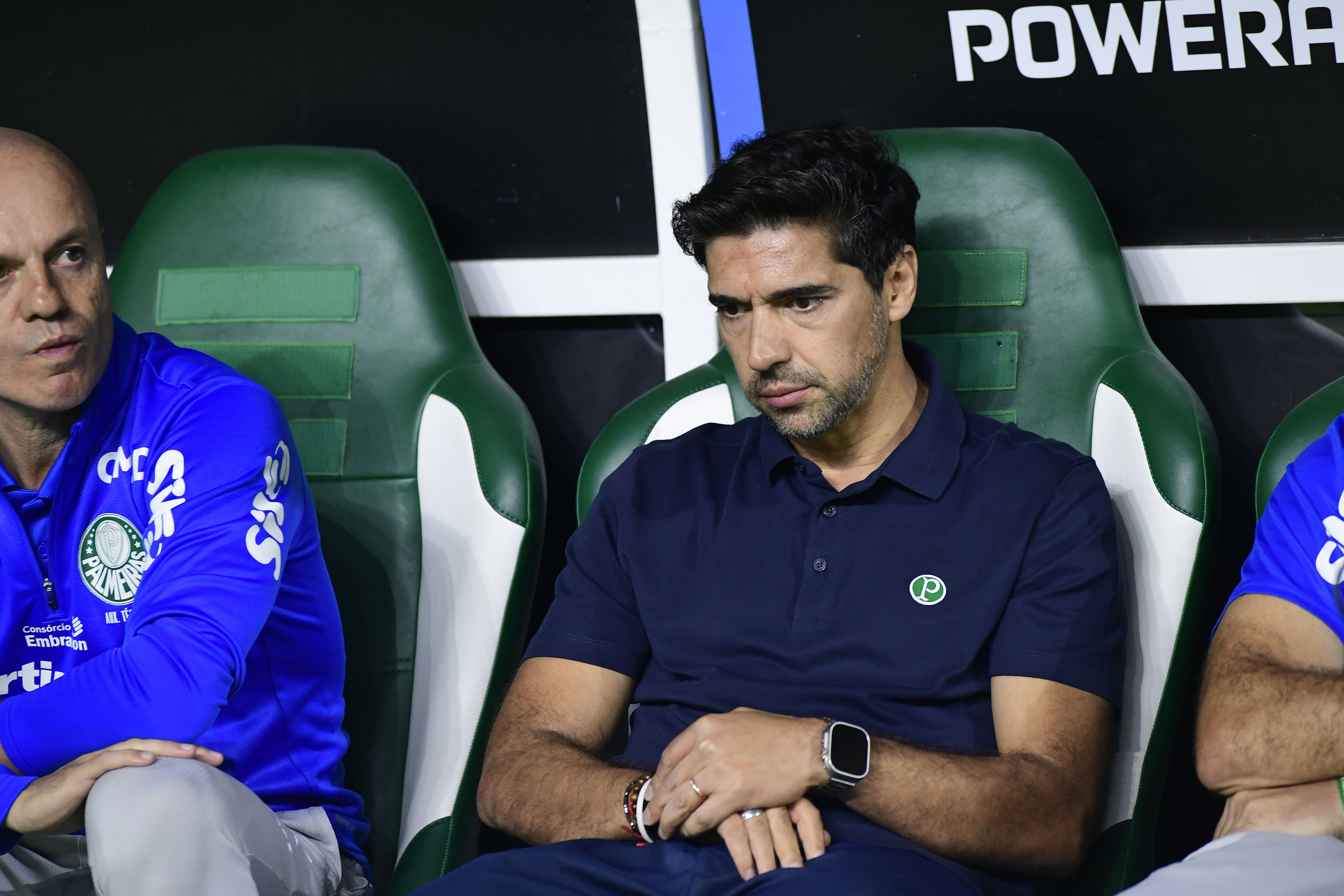 Abel destaca expulsão e falta de aproveitamento do Palmeiras: 
