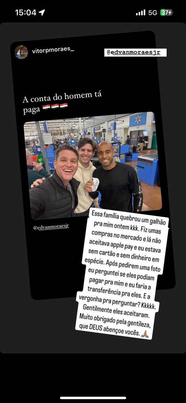 Torcedores cobrem conta de Lucas, do São Paulo, em mercado nos EUA
