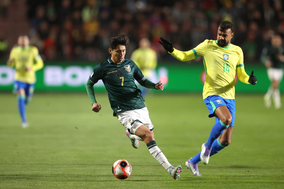 Fabrício Bruno; seleção — Foto: EFE/ Luis Gandarillas