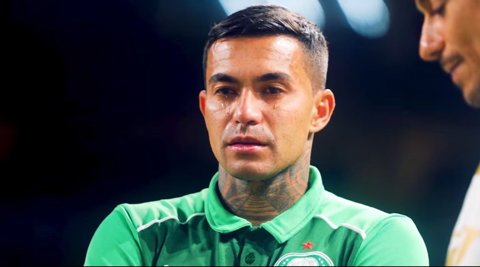 Dudu emocionado no último dia pelo Palmeiras — Foto: Reprodução