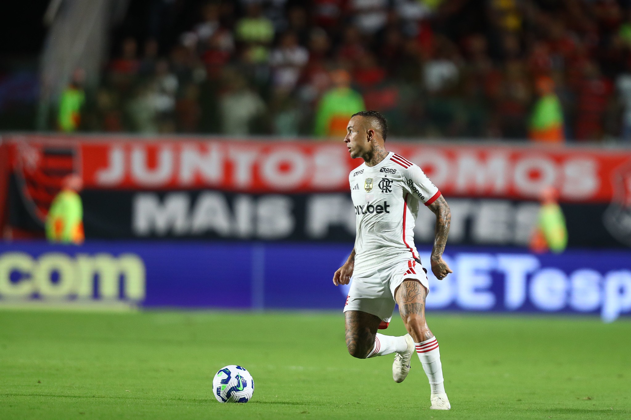 Cebolinha manifesta interesse em voltar ao Grêmio em breve.