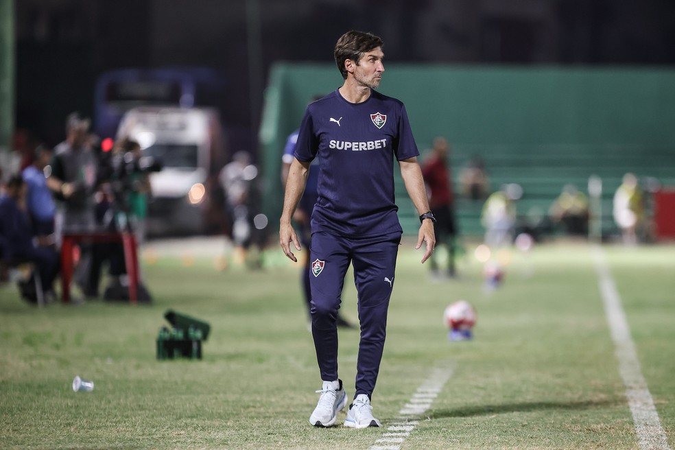 Tricolor inicia com vitória no Carioca e Maxi Cuberas pede paciência à torcida