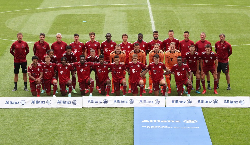 Futebol Épico - O Bayern Munique confirmou, este sábado, mais um título de  campeão alemão, alcançando o decacampeonato (10 títulos seguidos). É a  primeira vez, numa das 6 principais ligas da Europa