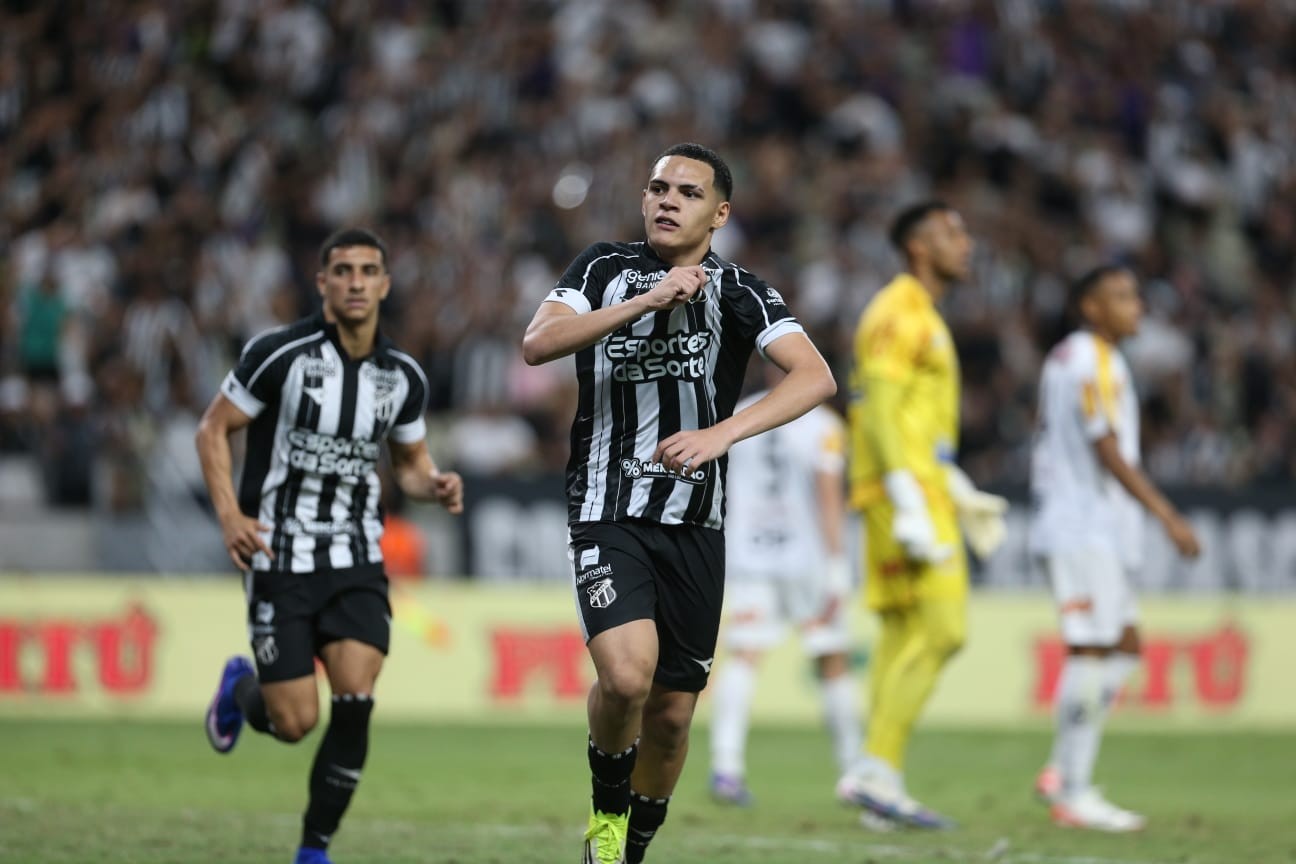 Com Melk e Saulo Mineiro, Ceará embarca para enfrentar o Botafogo-SP