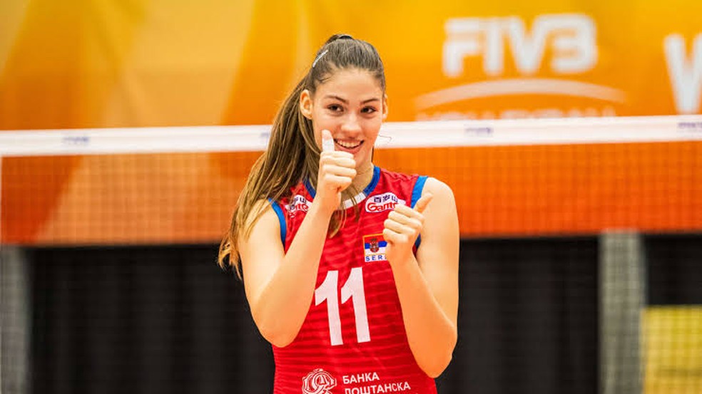 Hena Kurtagic pode exercer protagonismo pela Sérvia na VNL — Foto: Volleyball World