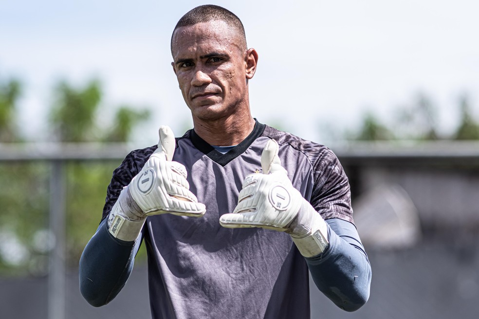 Renan, goleiro do Amazonas &mdash; Foto: Jo&atilde;o Normando/Amazonas FC