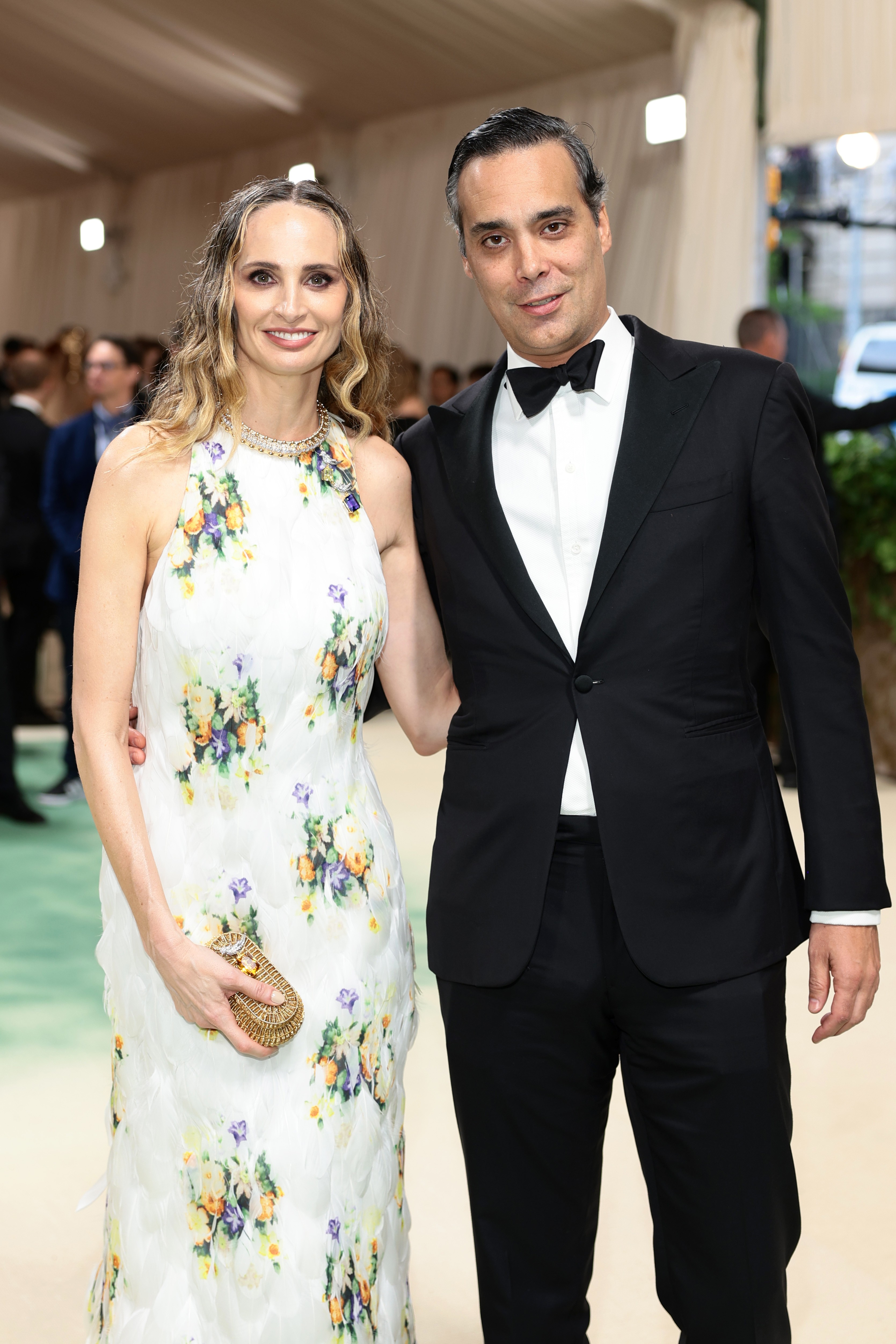 Santos mira R$ 2 bilhões e abre portas para investidor americano na mira da família Santo Domingo