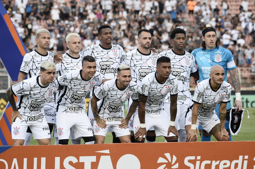 VOLTOU A ATUAR! Ex-Corinthians comemora retorno aos gramados após saída do clube