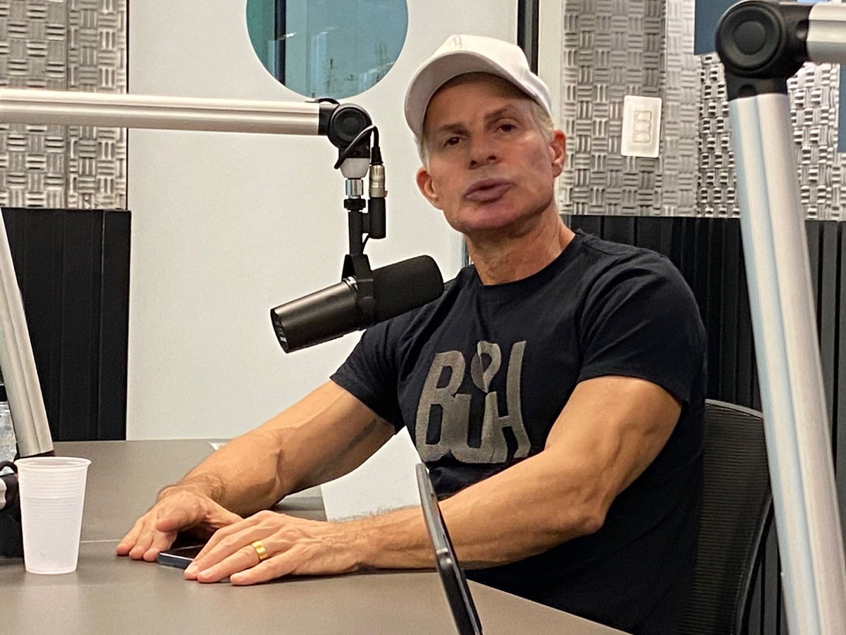 Túlio Maravilha critica gestão de Sampaoli e vê falta de comando no Flamengo: Torcedor paga o preço