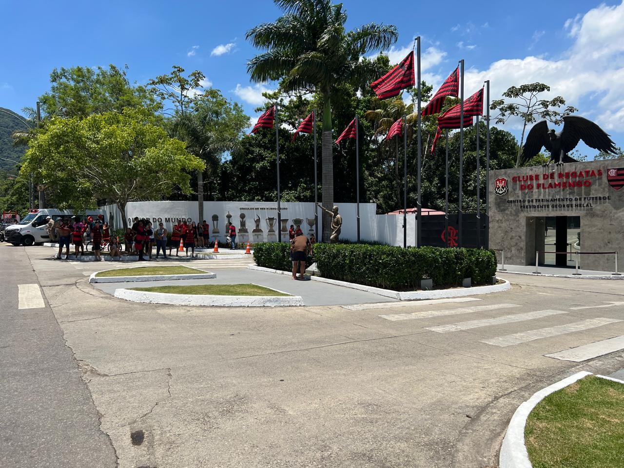 Flamengo denuncia irregularidades de rivais e apresenta propostas ao fair play financeiro