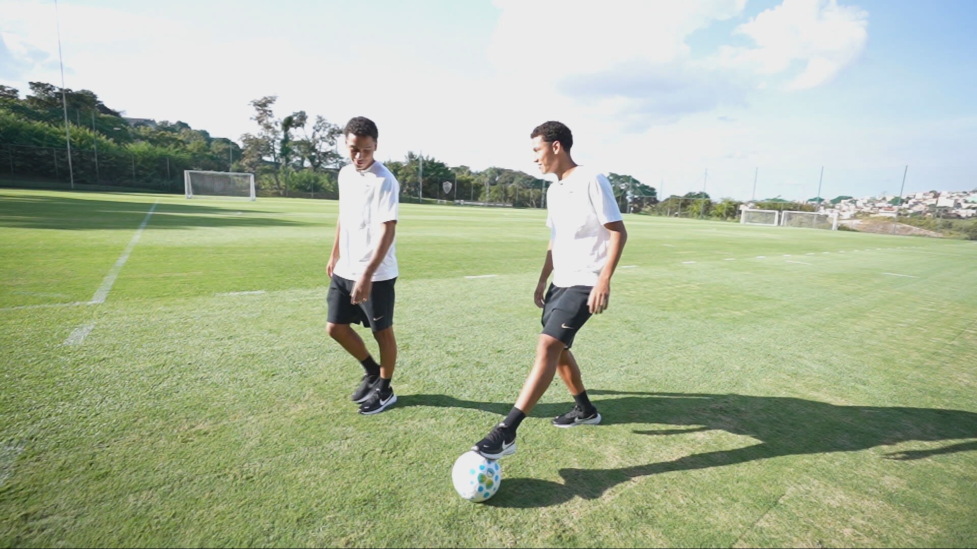Quem é quem? Gêmeos se destacam no Atlético-MG finalista da Copa do Brasil Sub-17; conheça