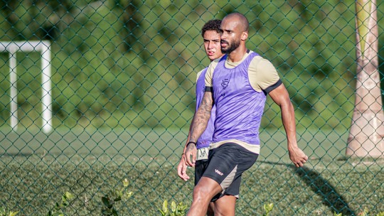 Com dores no púbis, PK faz tratamento médico no Vitória - Foto: (Victor Ferreira / EC Vitória)