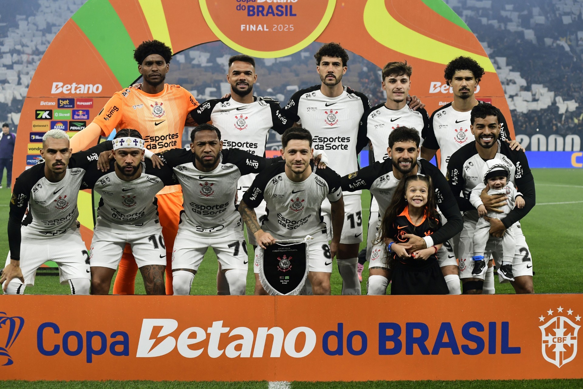 Dorival Júnior sofre com atuações fraquíssimas do Corinthians em meio-campo; confira as notas!