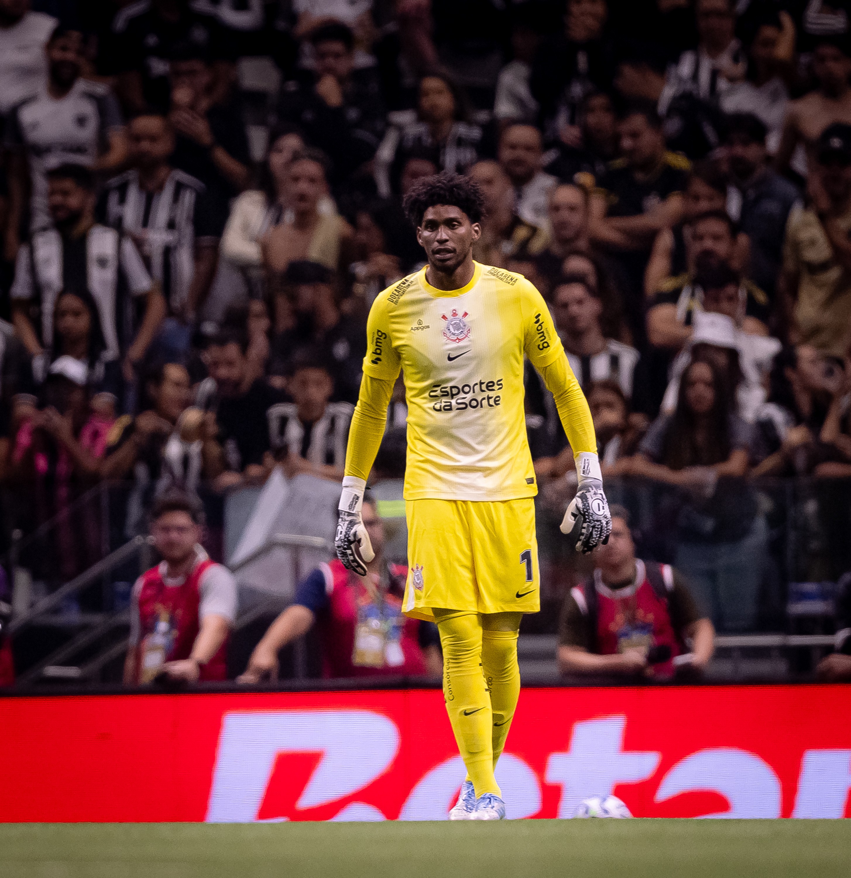 Corinthians mantém invencibilidade defensiva e alcança sequência de Vítor Pereira no clube.